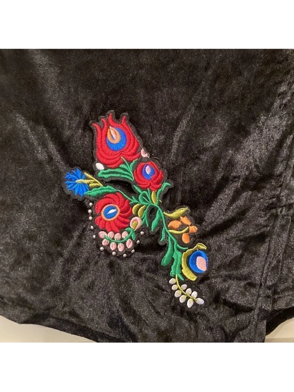 L'atiste By Amy Black Velvet Floral Embroidered Skort & Crop Top Set Size Small - Picture 10 of 15